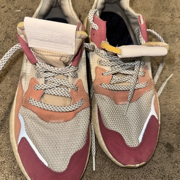 Adidas Women's Sneakers - Pink and Cream - Picture 2 of 9